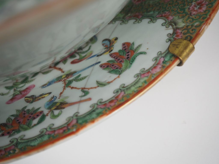 Chine, Canton, vers 1880-1900 Ensemble d’éléments de service, comprena