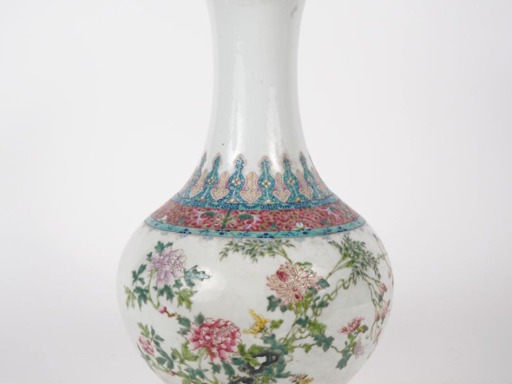 Chine, marque et époque Hongxian Vase pansu à long col en porcelaine e