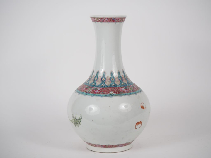 Chine, marque et époque Hongxian Vase pansu à long col en porcelaine e