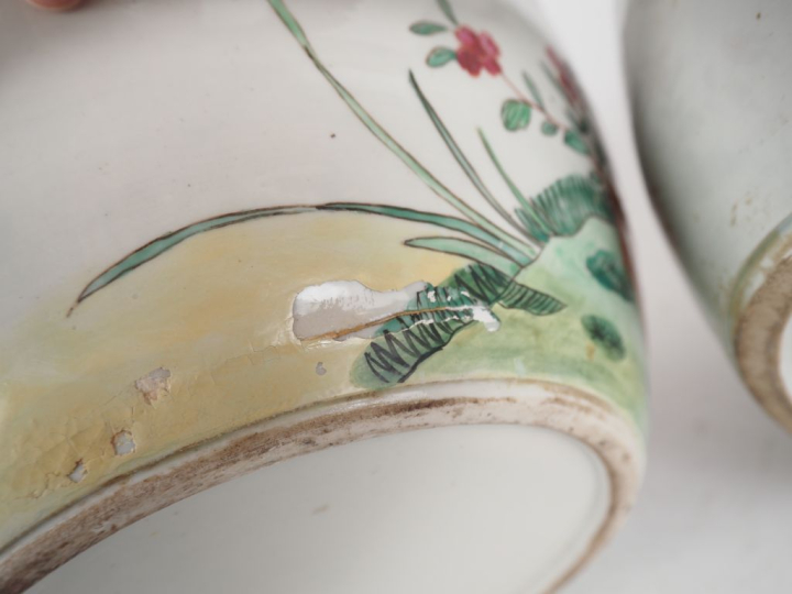 Travail européen, dans le goût chinois Paire de pots à gingembre en po