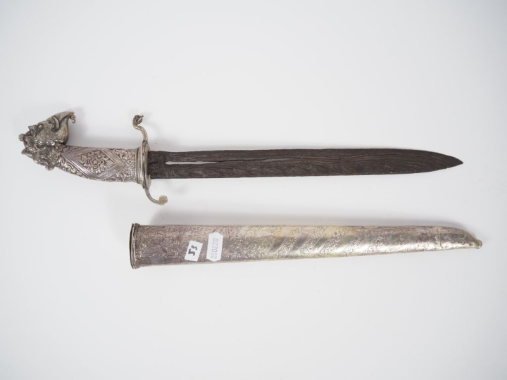 Indonésie ?, fin XIXe – début XXe siècle Poignard avec poignée zoomorp