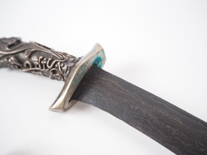 Malaisie, fin XIXe-début Xxe Poignard dit « kriss » la poignée et le w