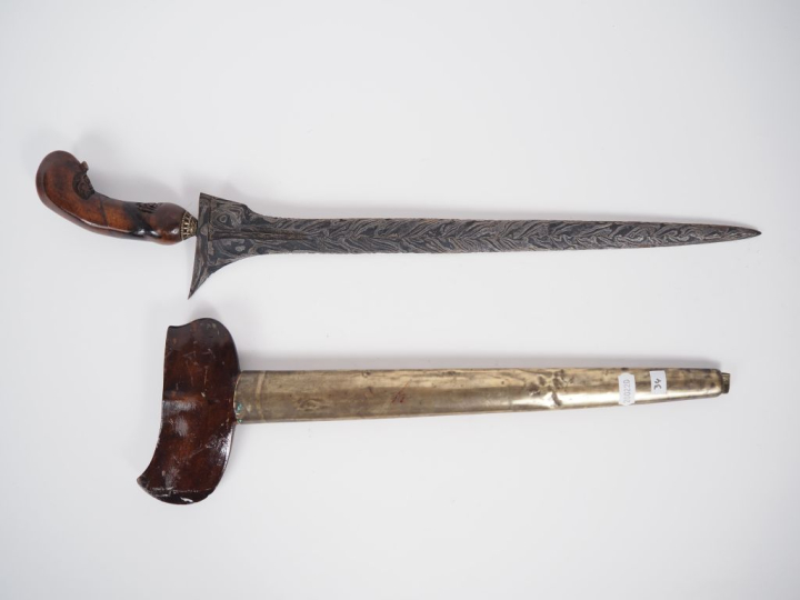 Malaisie, fin XIXe-début Xxe Poignard dit « kriss » la poignée et le w