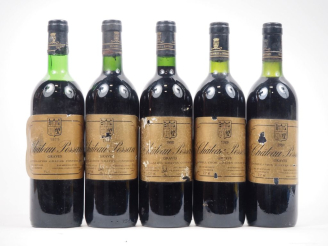 Vente aux enchères 5 BOUTEILLES CHÂTEAU PESSAN GRAVES : 1 DE 1975 / 2 DE 1988 / 2 DE 1989