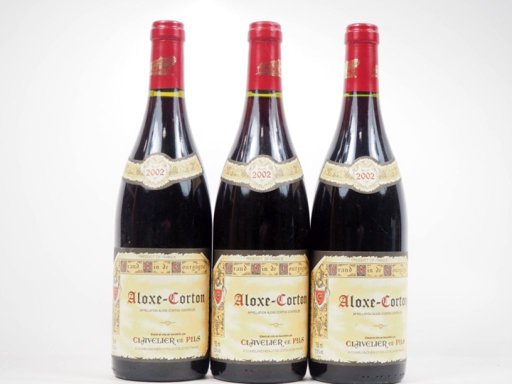 3 BOUTEILLES ALOXE CORTON CLAVELIER ET FILS - 2002