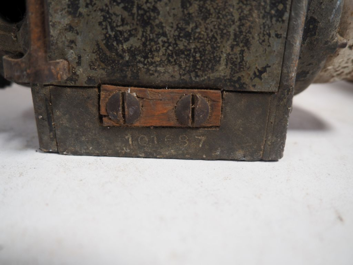 3 différents magnétos pour automobile de marque THE BERLING MAGNETO, E