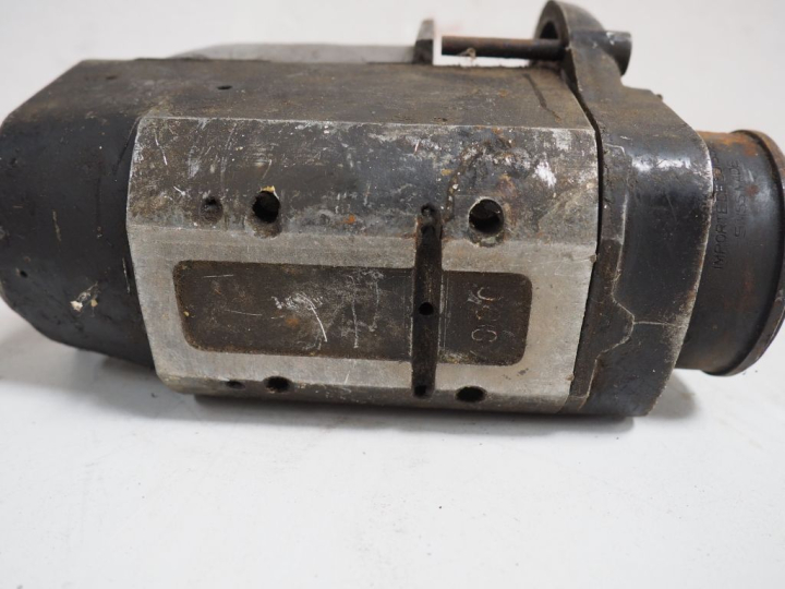 4 différents magnétos SCINTILLA pour automobile.