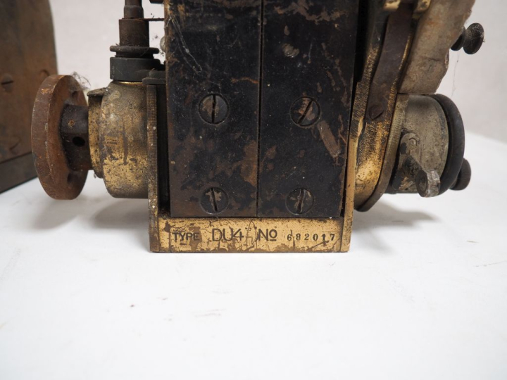 9 différents magnétos pour automobile de différentes marques dont BOSH