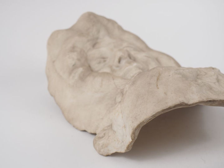 Émile Antoine BOURDELLE (1861-1929). "Violettes et Roses, jeune fille 