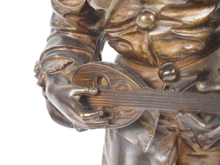 Eutrope BOURET.  "Arlequin : au clair de la lune" Sculpture en bronze 