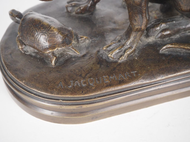 Alfred JACQUEMART.  "le chien à la tortue" Sujet en bronze à patine br