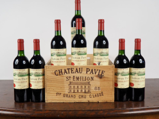 Vente aux enchères 8 BOUTEILLES CHÂTEAU PAVIE 1er GCC SAINT ÉMILION - 1985 - CBO x 12 - 7