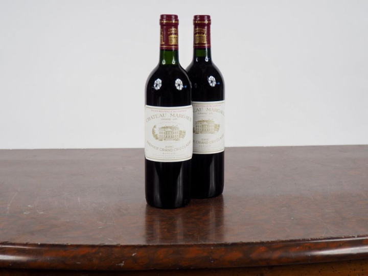 2 BOUTEILLES CHÂTEAU MARGAUX 1er GCC MARGAUX - 1986 - #1 - 1 BG-LB