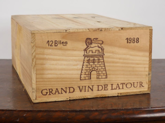Vente aux enchères 12 BOUTEILLES CHÂTEAU LATOUR 1er GCC PAUILLAC - 1988 - CBO - #1 - 1 ÉT