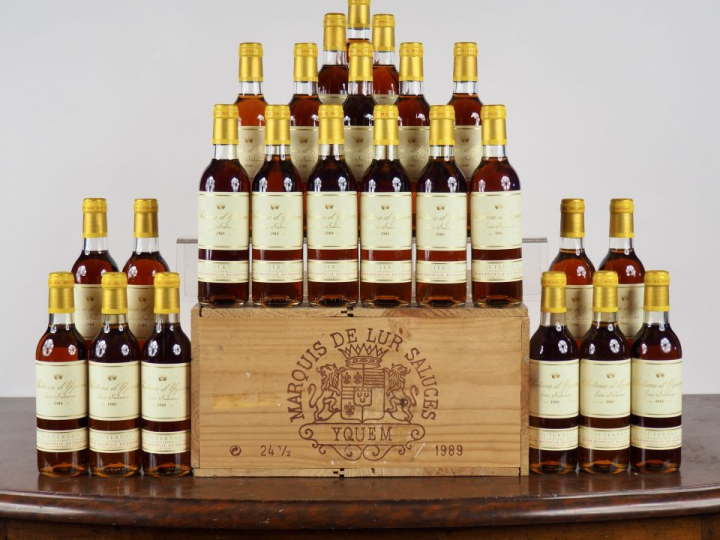 24 BOUTEILLES (37,5 cl) CHÂTEAU D'YQUEM 1er CCS SAUTERNES - 1989 - CBO