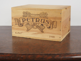 Vente aux enchères 6 BOUTEILLES PETRUS POMEROL - 1990 - CBO - #1 - BONS NIVEAUX/1 ÉTIQUET