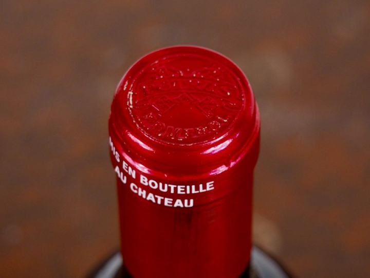 6 BOUTEILLES PETRUS POMEROL - 1990 - CBO - #1 - BONS NIVEAUX/1 ÉTIQUET