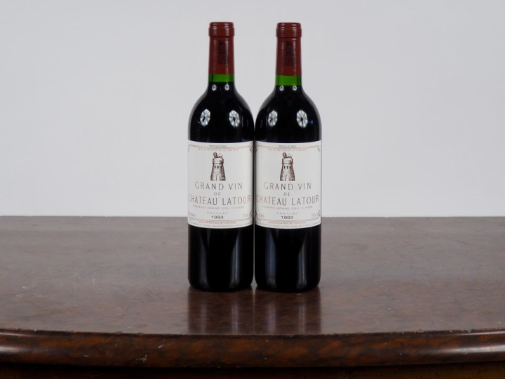2 BOUTEILLES CHÂTEAU LATOUR 1er GCC PAUILLAC - 1993 - #1 - PAPIERS DE 