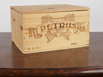 Vente aux enchères 3 BOUTEILLES PETRUS POMEROL - 1993 - CBO x 6 - #1 - TRÈS BONS NIVEAUX