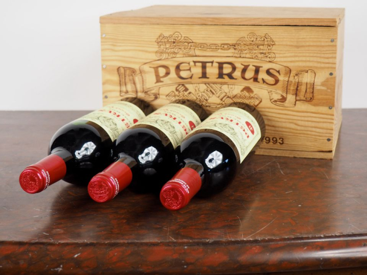 3 BOUTEILLES PETRUS POMEROL - 1993 - CBO x 6 - #1 - TRÈS BONS NIVEAUX