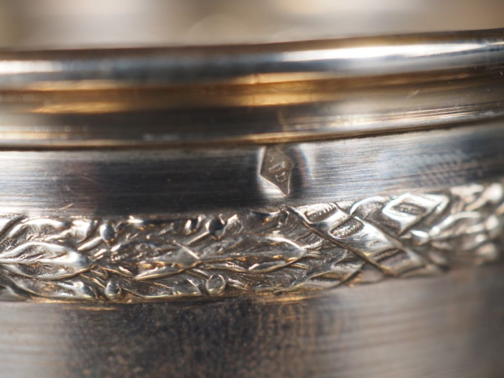Déjeuner de style Louis XVI en argent 925, poinçon Minerve. Poids. 176