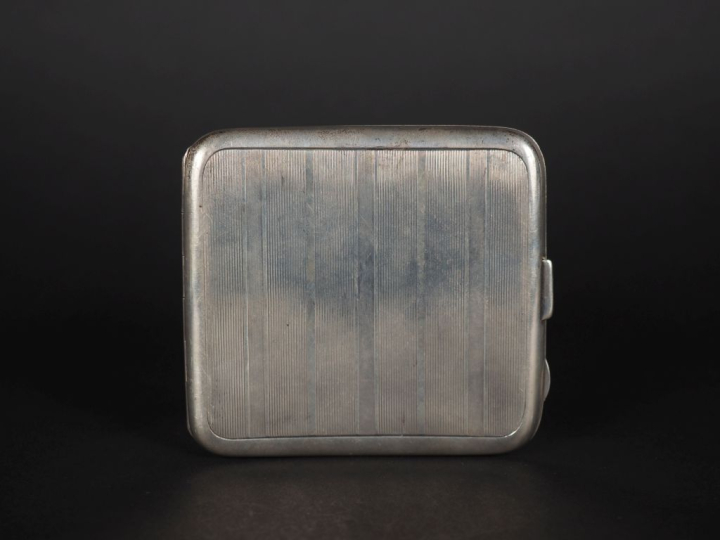 Poudrier de style Art déco en argent 925, poinçon Minerve, à décor de 
