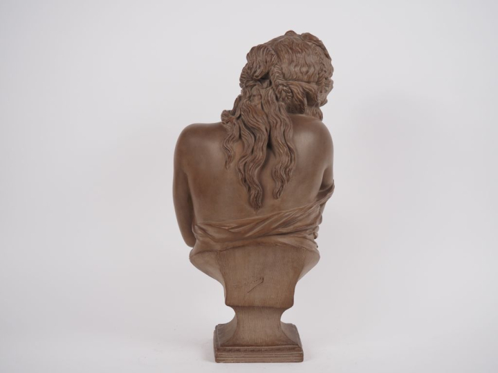 HOUDON. (d'après) "la frileuse" Sculpture en terre cuite patinée Signé