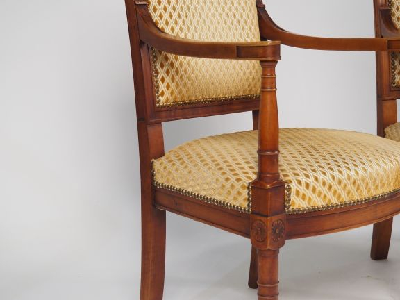 Paire de fauteuils et paire de chaises de style Directoire, pieds et a