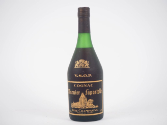 Vente aux enchères 1 BOUTEILLE COGNAC FINE CHAMPAGNE V.S.O.P MARNIER LAPOSTOLLE 