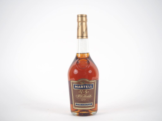 Vente aux enchères 1 BOUTEILLE COGNAC V.S MARTELL