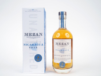 Vente aux enchères 1 BOUTEILLE RHUM MEZAN NICARAGUA 19 YEARS BOTTLE : 0105/2600 46% - 201