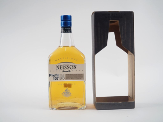 Vente aux enchères 1 BOUTEILLE RHUM AGRICOLE MARTINIQUE 'PROFIL 107' NEISSON 53,8% - COFF