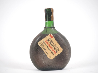 Vente aux enchères 1 BOUTEILLE ARMAGNAC HORS D'ÂGE X.O 'CUVÉE BERNARD VII' DUCASTAING 