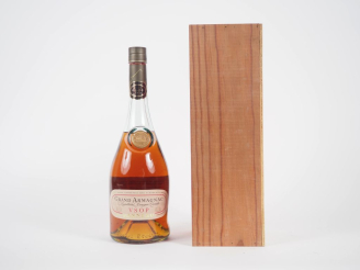 Vente aux enchères 1 BOUTEILLE GRAND ARMAGNAC V.S.O.P JANNEAU - CBO 