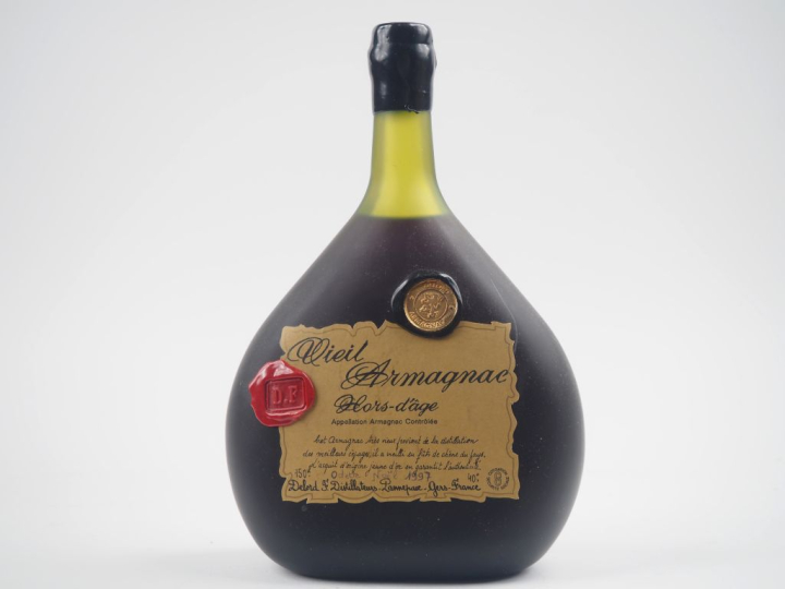 1 MAGNUM VIEIL ARMAGNAC 'HORS D'ÂGE' DELORD - ÉCRITURE MANUSCRITE SUR 