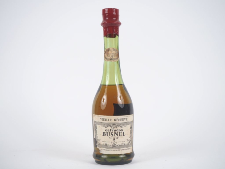 1 BOUTEILLE CALVADOS BUSNEL V.S.O.P 'VIEILLE RÉSERVE' - EA 