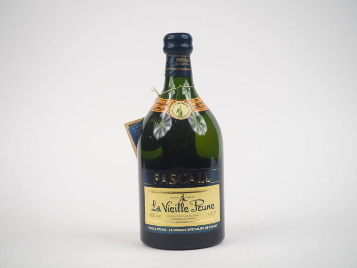 1 BOUTEILLE VIEILLE LA VIEILLE PRUNE PASCALL DISTILLERIE LA CIGOGNE