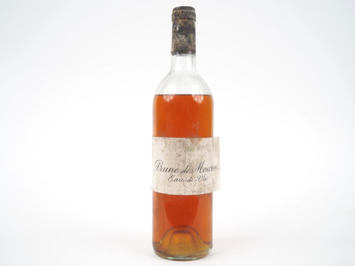1 VIEILLE BOUTEILLE EAU DE VIE DE PRUNE DE MOUTON ROTHSCHILD - VIDANGE
