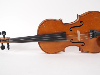 Vente aux enchères Violon 3/4 fait à Mirecourt vers 1925. Dim. 335 mm (prêt à jouer , en 