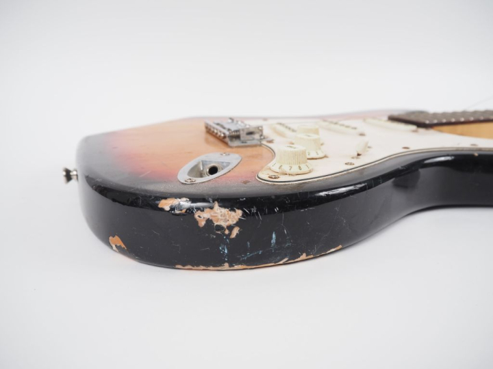 LES PAUL. Guitare électrique Epiphone standad. (Restaurée).  On y join
