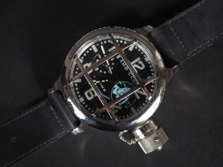 BM CCCP Numéro 1618 Montre de scaphandrier soviétique.  Boitier en mét