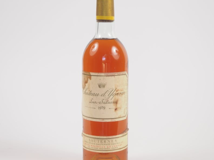 1 BOUTEILLE CHÂTEAU D'YQUEM 1er CCS SAUTERNES - 1979 - LB-HEP/ET/CAPS 