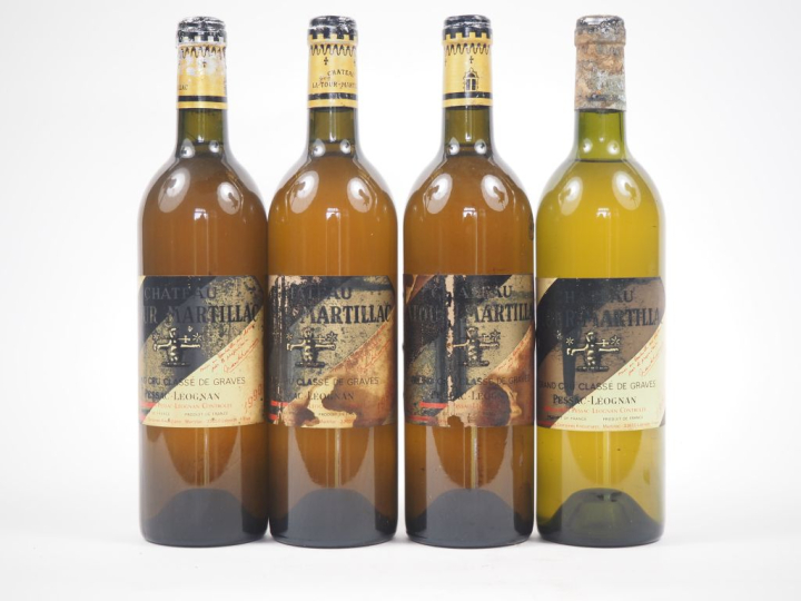 4 BOUTEILLES CHÂTEAU LATOUR MARTILLAC GCC GRAVES : 3 DE 1990 BG/EA/CAP