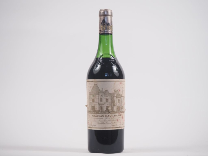 1 BOUTEILLE CHÂTEAU HAUT BRION 1er GCC GRAVES -1974 - 5,6 CM/ETT/EA  