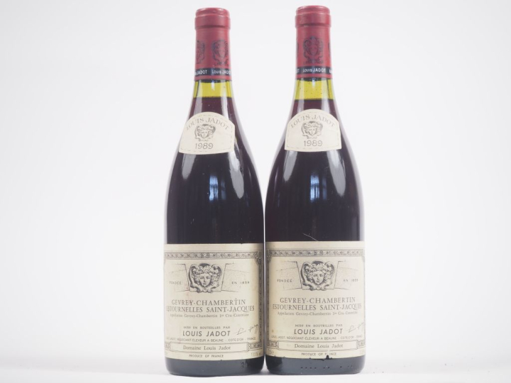 2 BOUTEILLES GEVREY CHAMBERTIN 1er CRU "ESTOURNELLES ST JACQUES" LOUIS