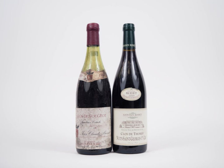 2 BOUTEILLES : 1 CLOS DE VOUGEOT JEAN CLAUDE BOISSET 1982 NIVEAU BAS/B