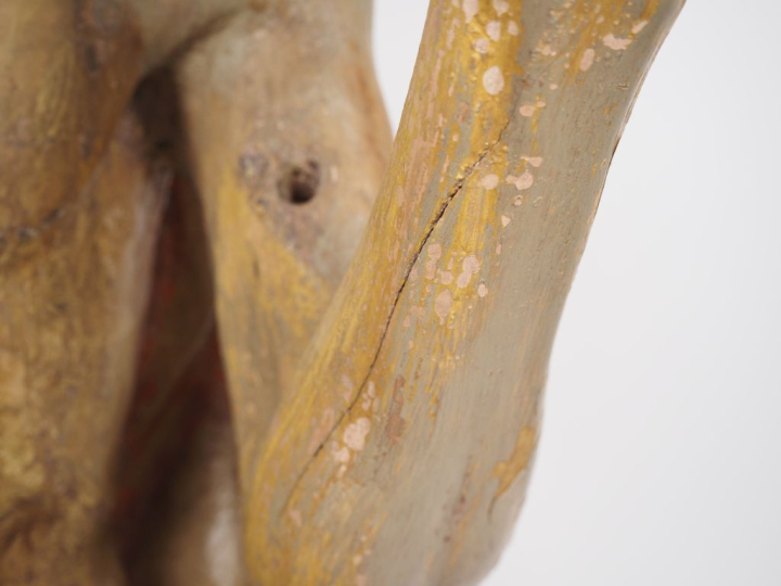 Buste de saint Sébastien en bois sculpté et polychromé. Tête à la chev