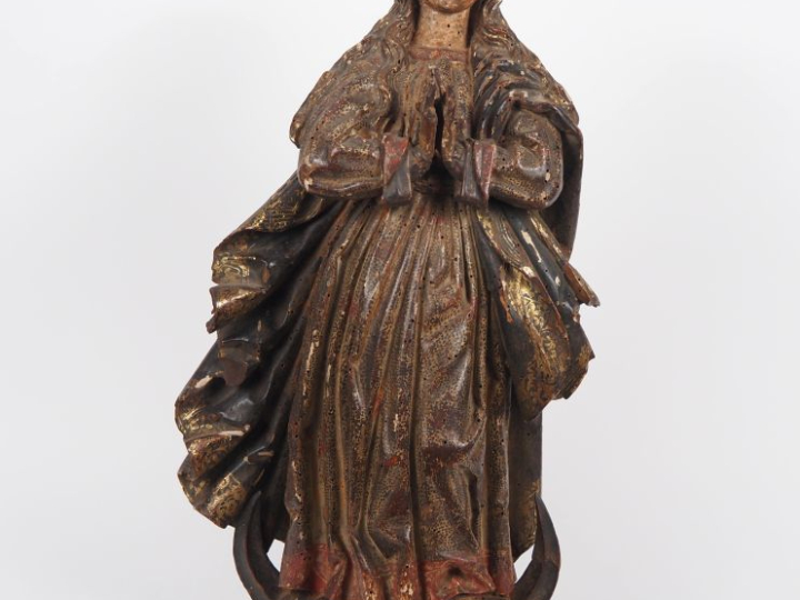 Sculpture XVIIIème en bois polychrome "Sainte Vierge". (quelques manqu