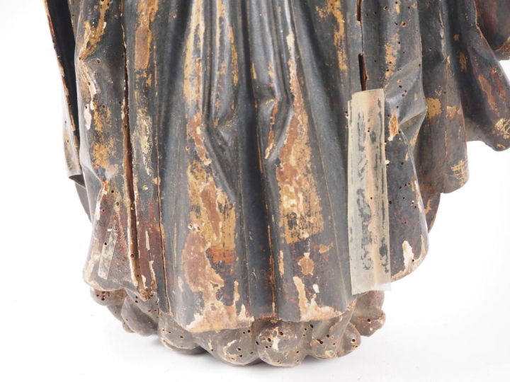 Sculpture XVIIIème en bois polychrome "Sainte Vierge". (quelques manqu
