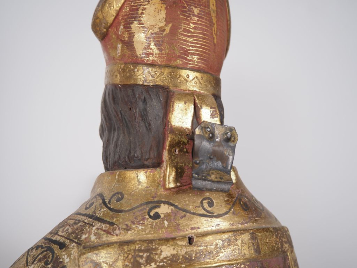 Sculpture XIXème en bois polychrome et doré "Saint Evêque bénissant". 